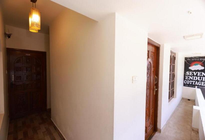 פנסיון Seven Endue Cottages