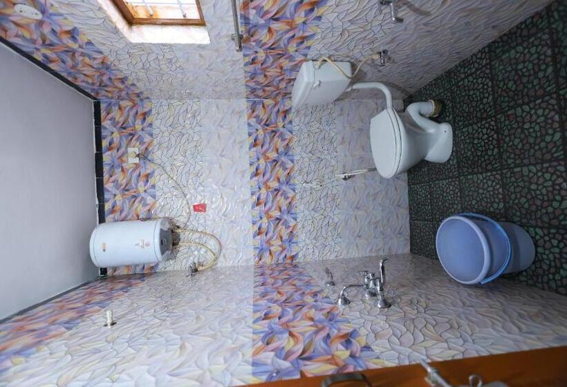 פנסיון Seven Endue Cottages