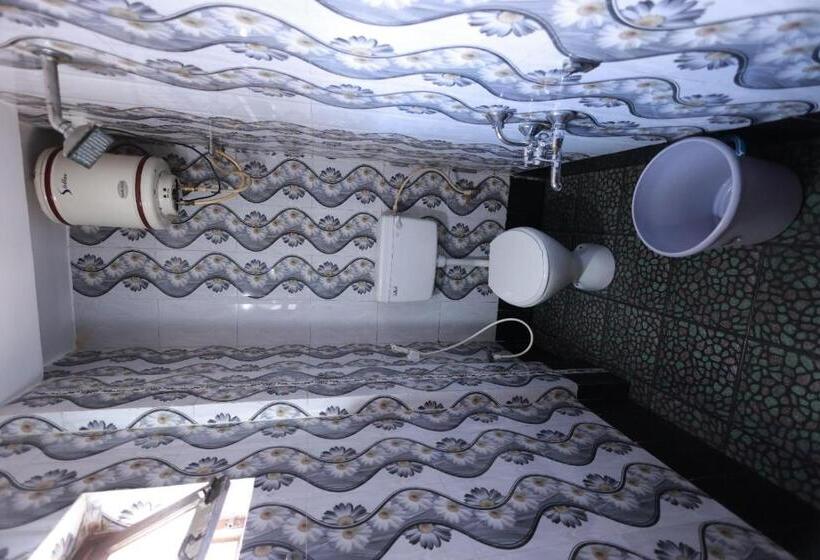 פנסיון Seven Endue Cottages