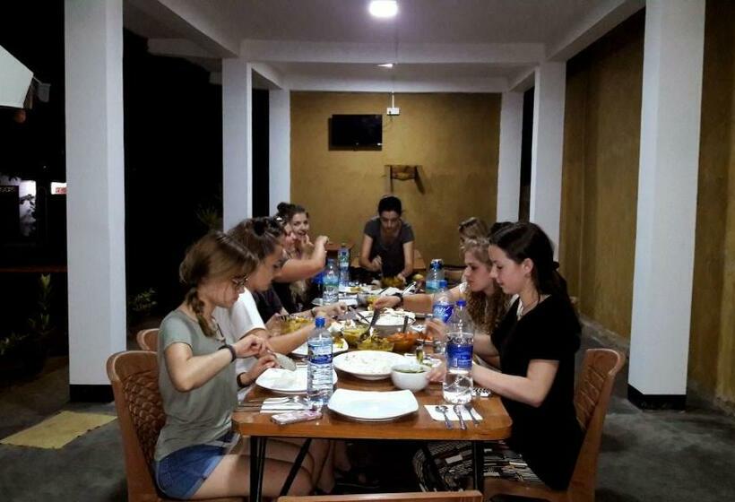 Pensão Vicky Point Group Safari Lodge