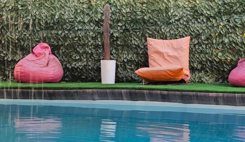 ペンション Sunset Hostel   Centro