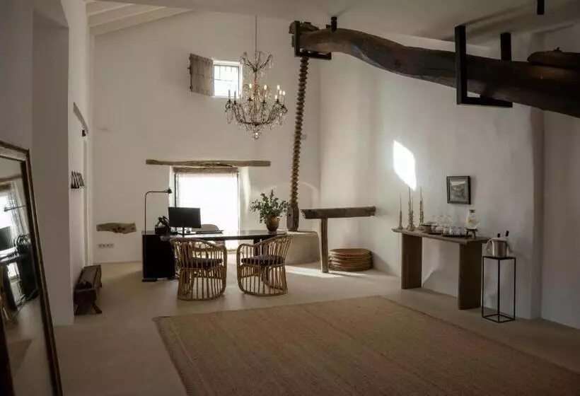 The Lodge Mallorca, Small Luxury Hotels