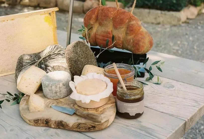 The Lodge Mallorca, Small Luxury Hotels