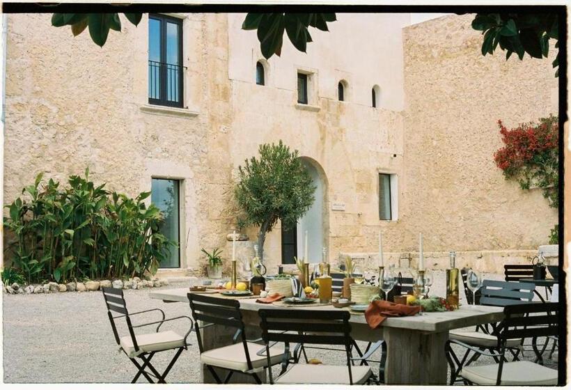 The Lodge Mallorca, Small Luxury Hotels