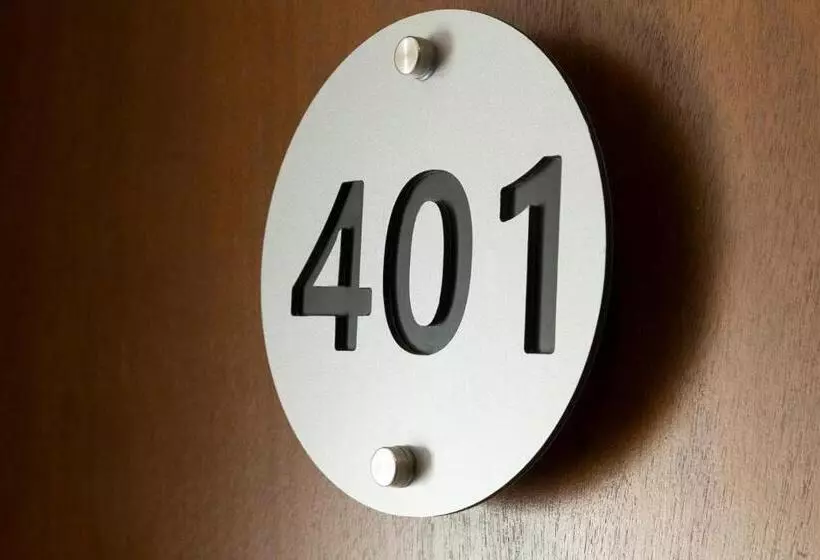 ユースホステル Comfort Inn Ciudad Juarez