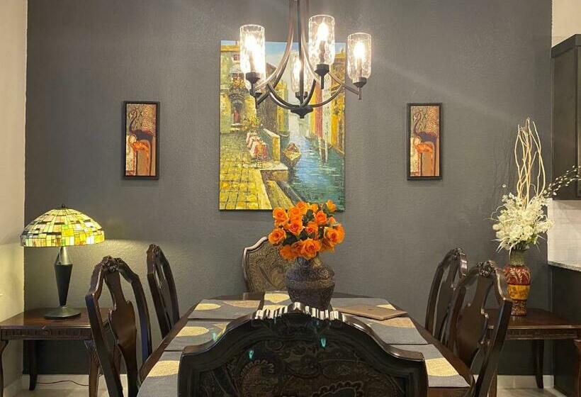 فندق صغير King Bed Suite