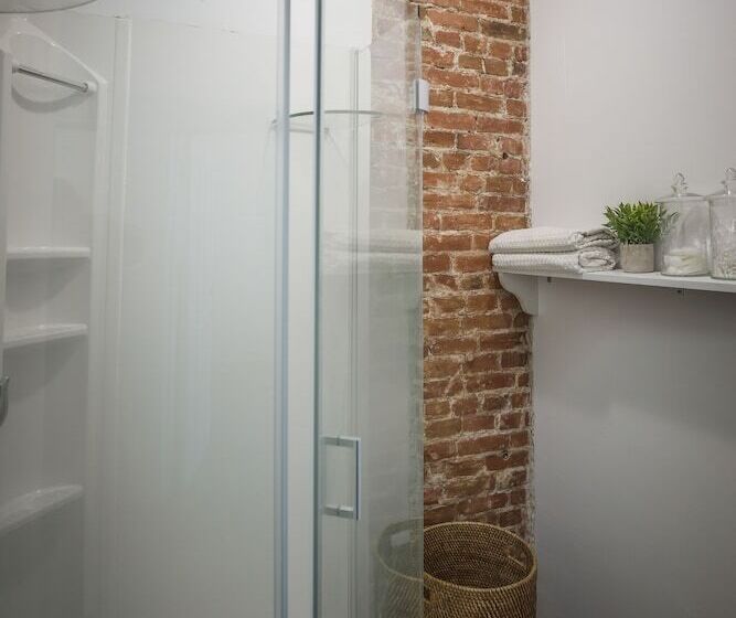 ユースホステル Le 402