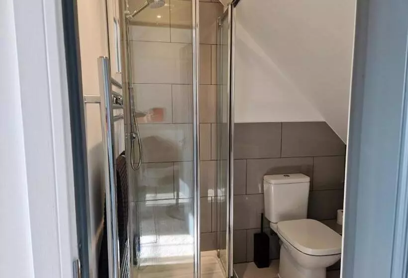 Aamiaismajoitus (B&B) Hillvine