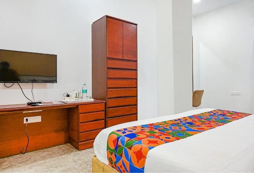 Fabhotel Shubh Shaleen Springs