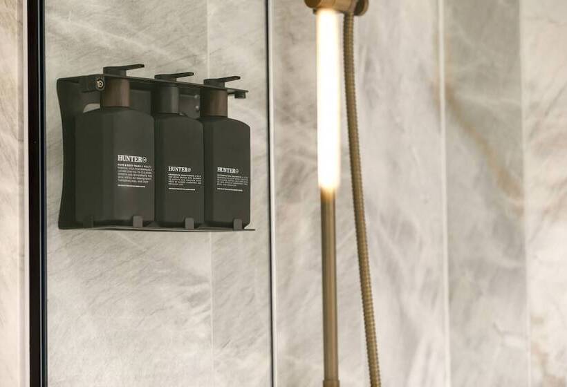 Отель 202 Elizabeth