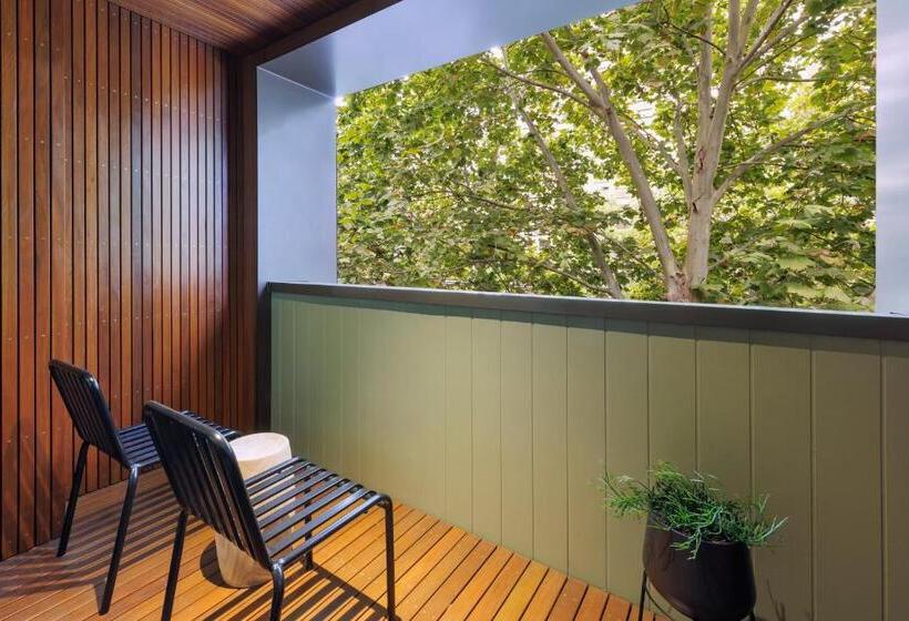 Отель 202 Elizabeth