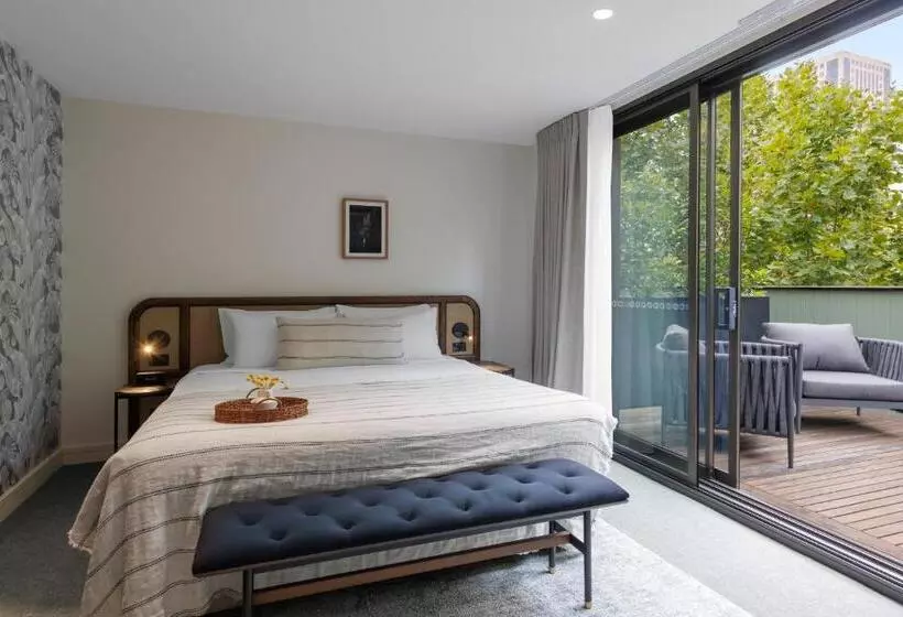 هتل 202 Elizabeth