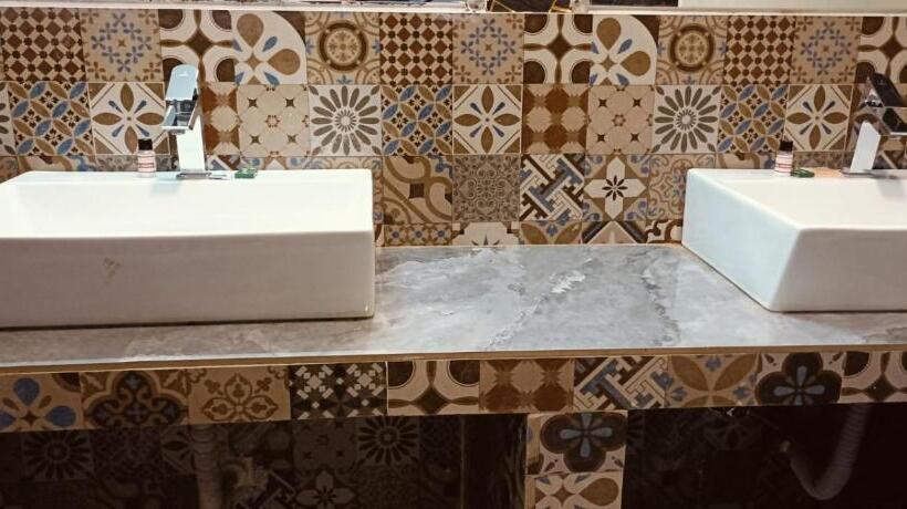 Bellazio Suites Hotel & Resort