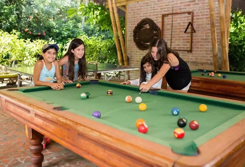 Hotelli El Campito Lodge