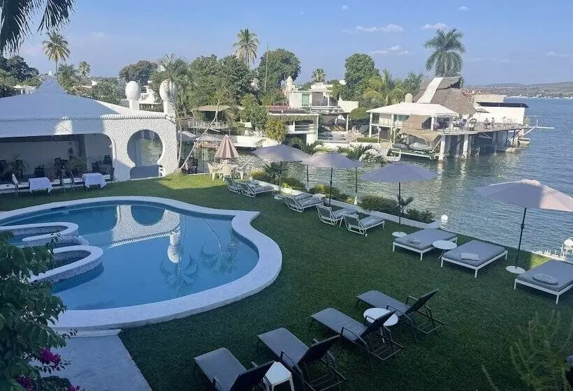 Hotelli Marina Palace Teques