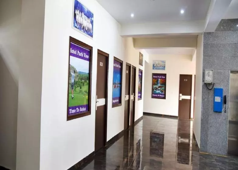 ホテル Park View, Rohtak
