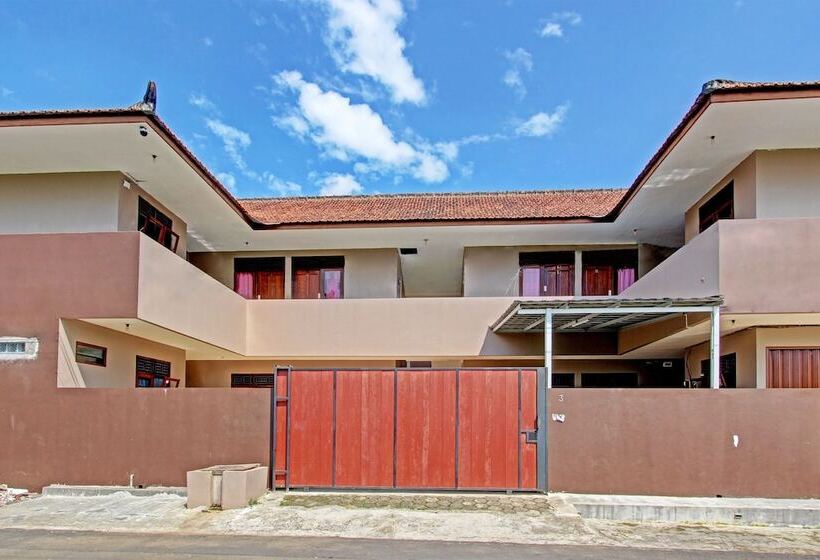 Otel Spot On 91932 Guest House Mustika Syariah