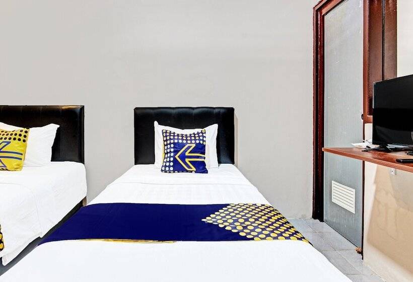 Otel Spot On 91932 Guest House Mustika Syariah