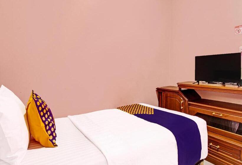 Otel Spot On 91932 Guest House Mustika Syariah