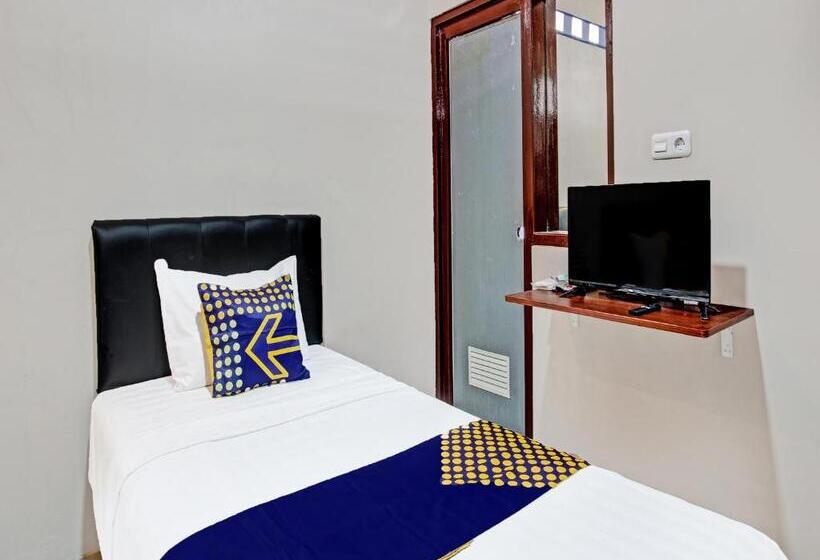 Otel Spot On 91932 Guest House Mustika Syariah