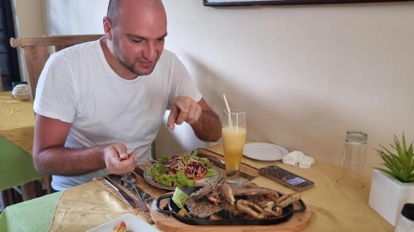 בית מלון כפרי Victory Colombo