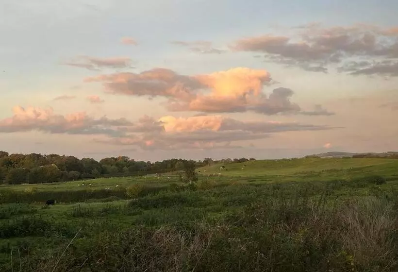 Majatalo Clara Lodge