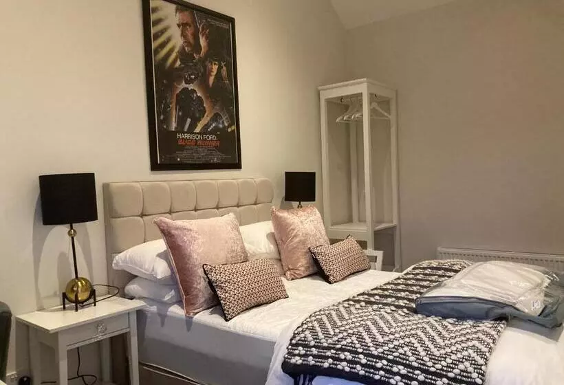 Majatalo Clara Lodge