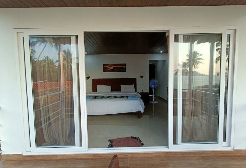 리조트 Grand Sea Shades Goa