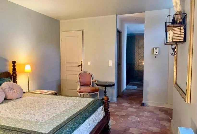 ベッドアンドブレックファースト Les Chambres Du Vallon