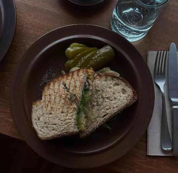 Hotelli Artbau Design