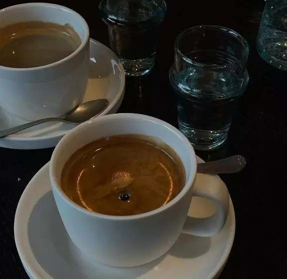 Hotelli Artbau Design