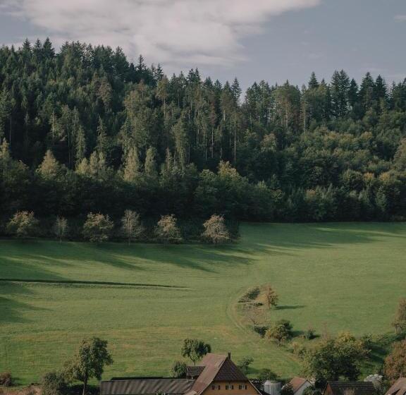 ホテル Artbau Design