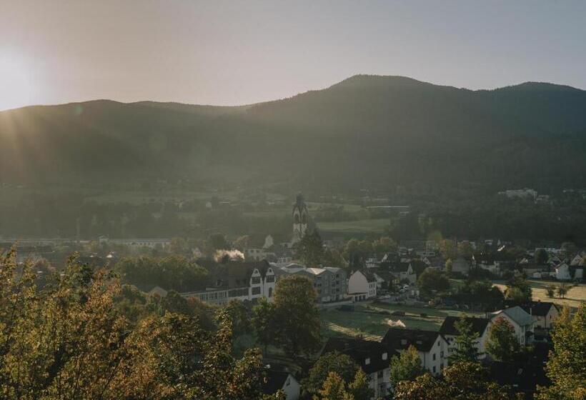 ホテル Artbau Design