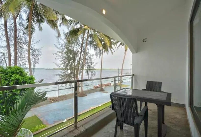 ホテル Blu Missel By The River