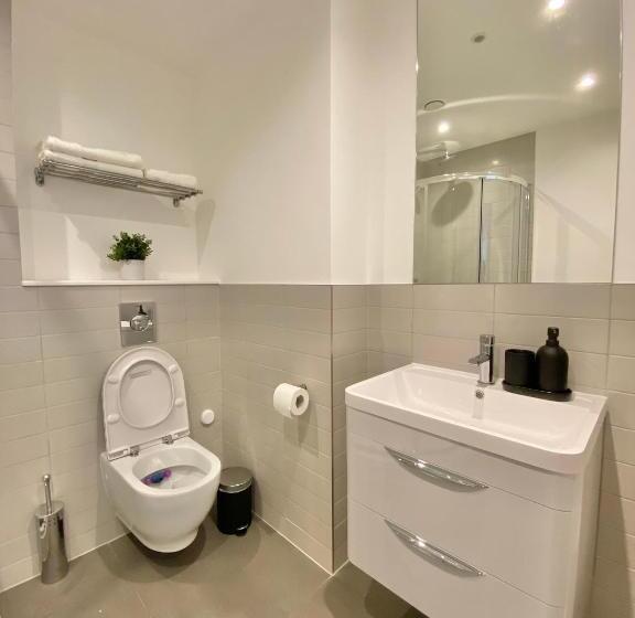 Hotel a Capsule Goodwin St