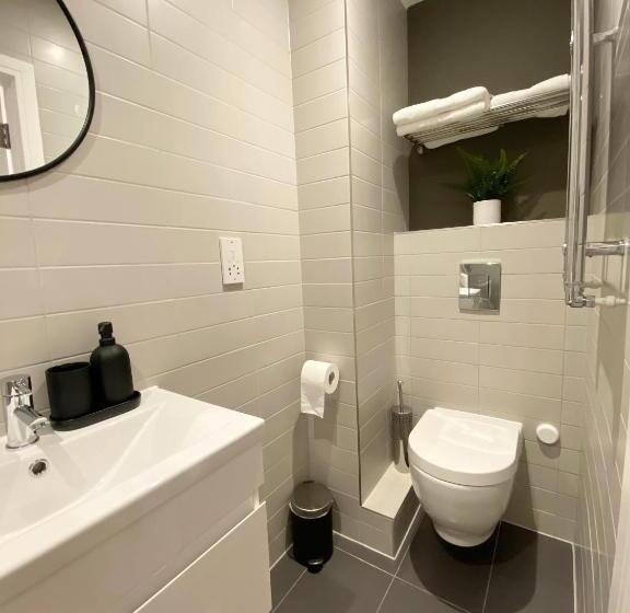 Hotel a Capsule Goodwin St