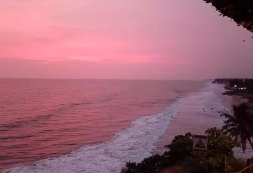 カプセルホテル Organic Villa Cliff Cottages