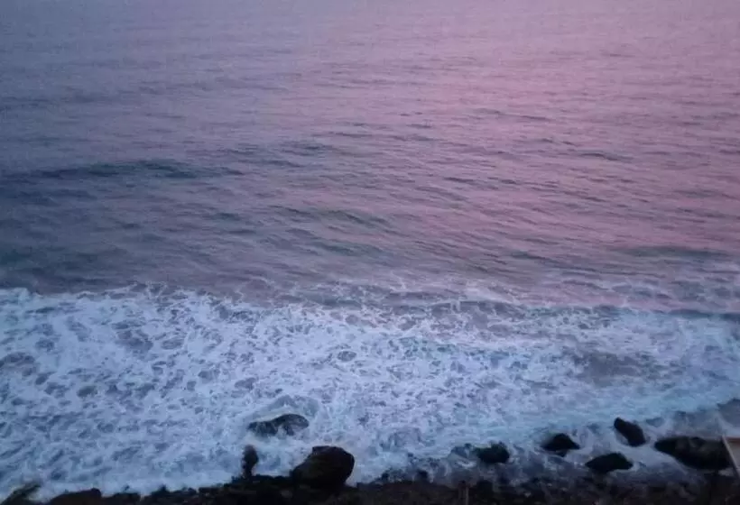 カプセルホテル Organic Villa Cliff Cottages
