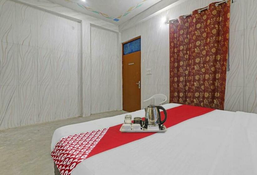 호텔 Flagship Sana Guest House Near Chaudhary Charan Singh International Airport