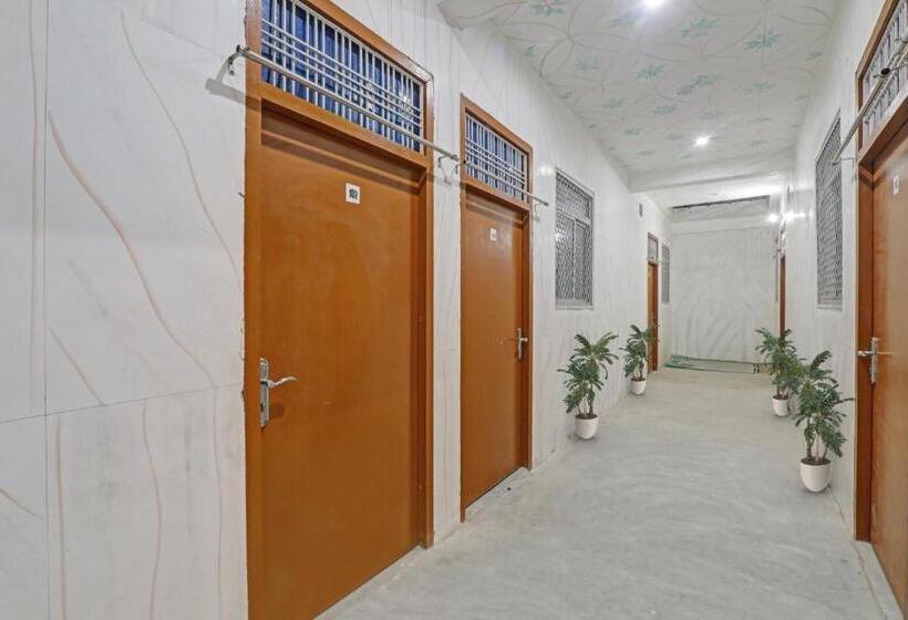 호텔 Flagship Sana Guest House Near Chaudhary Charan Singh International Airport