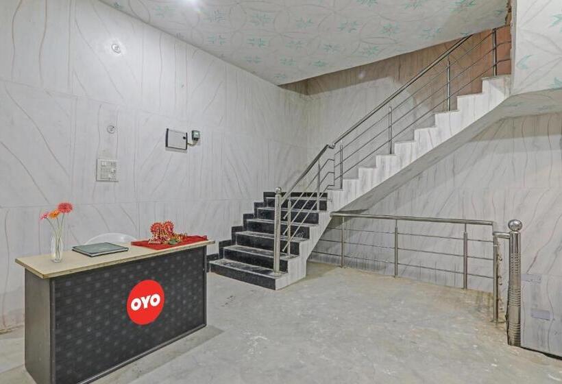 호텔 Flagship Sana Guest House Near Chaudhary Charan Singh International Airport