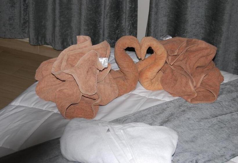 ホテル La Perle D Arfoud