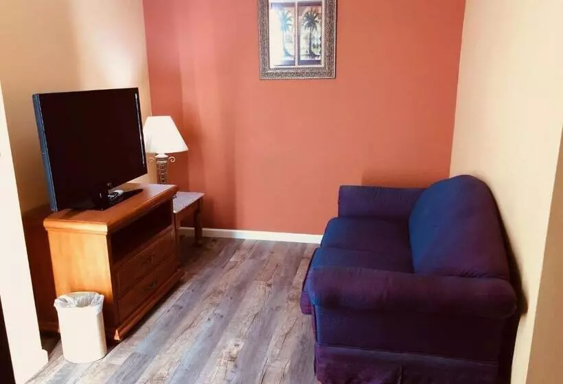 Hotelli Mountain Inn & Suites  Dunlap Tn