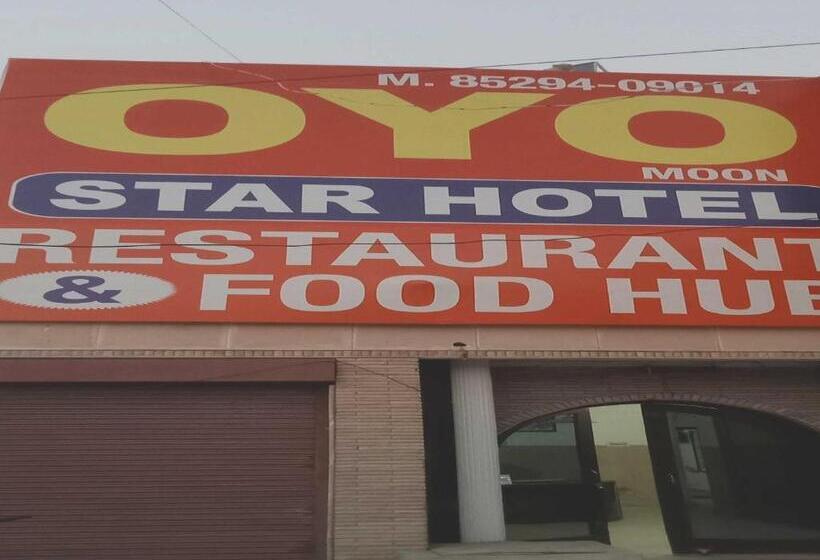 ホテル Oyo 70207 Moon Star