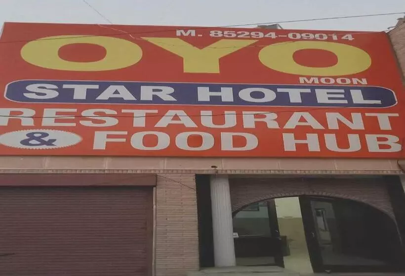 ホテル Oyo 70207 Moon Star