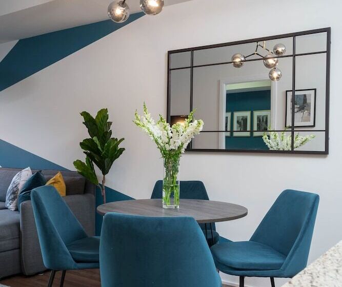 酒店 Peter St   Downtown Suite With Balcony