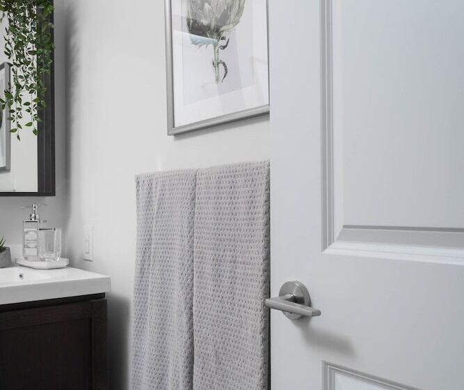 酒店 Peter St   Downtown Suite With Balcony