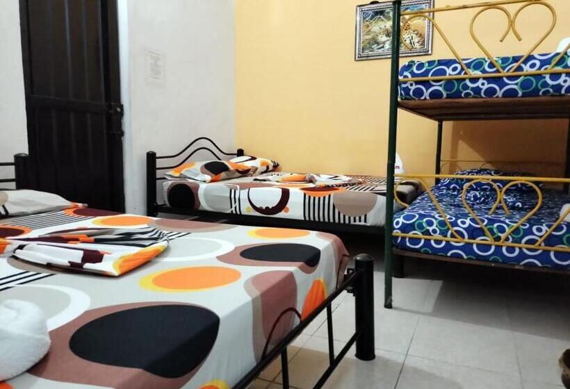 Hotel Plaza Confort Inn