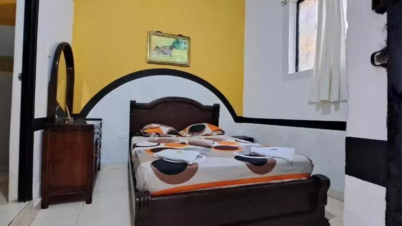 ホテル Plaza Confort Inn