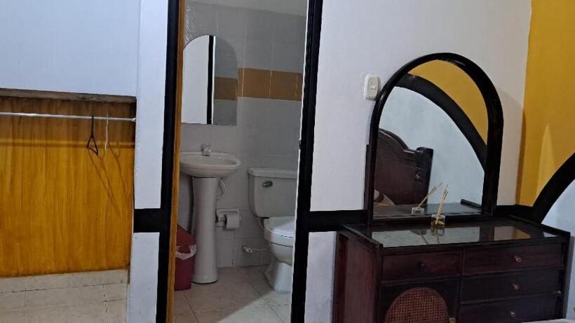 Hotel Plaza Confort Inn